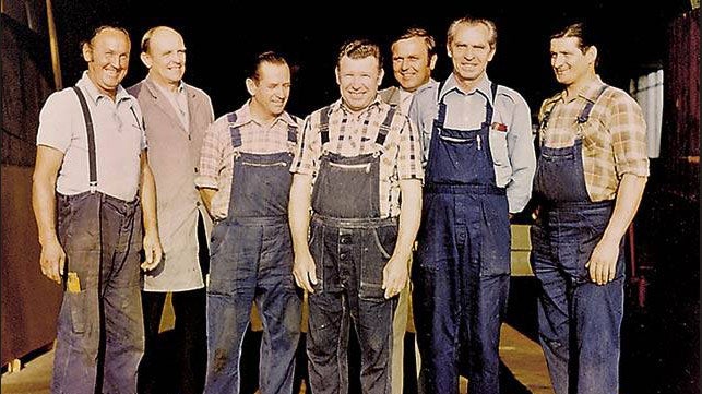 <p>The first PERI team with Karl M&amp;uuml;ller, Josef Schwatzer, Josef Madel, Nikolaus Bechthold, G&amp;uuml;nther Bohatsch, Alfred Fuchs and Bruno Konrad (from the left).</p><br/>